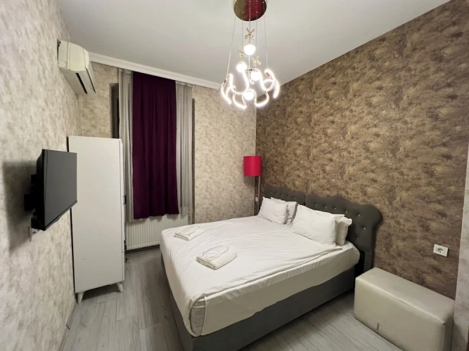 Comfort room