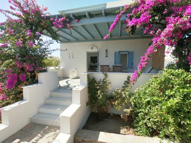 3 Bedrooms Villa