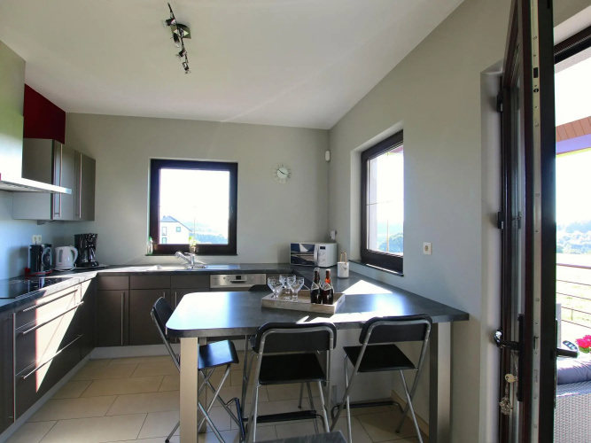 Classy Holiday Home in Martilly with bubble bath