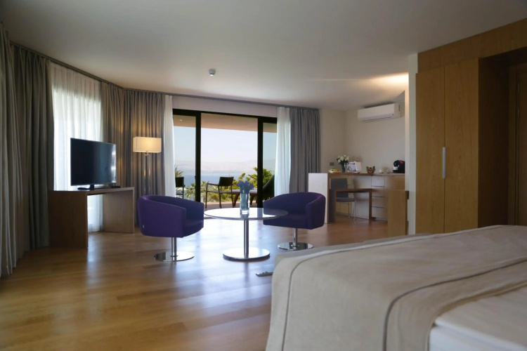 On'Live Hotel