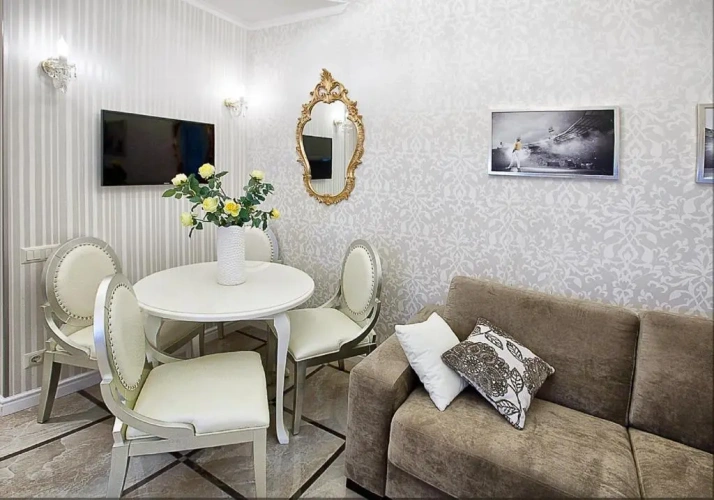 1 Bedroom Apartment with balcony