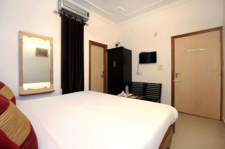 Hotel God Gift
