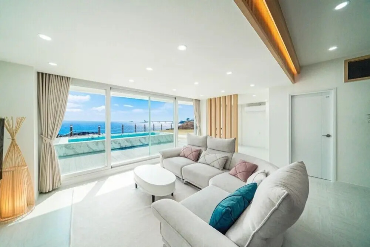 ON Pool Villa