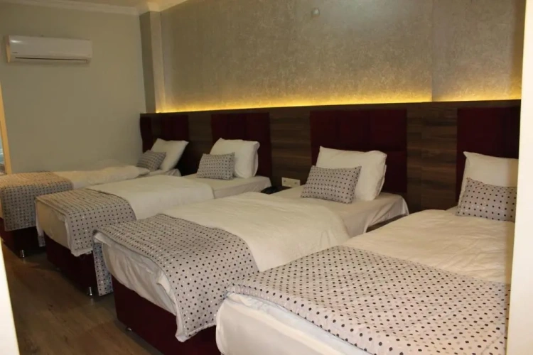 Economy Quadruple room