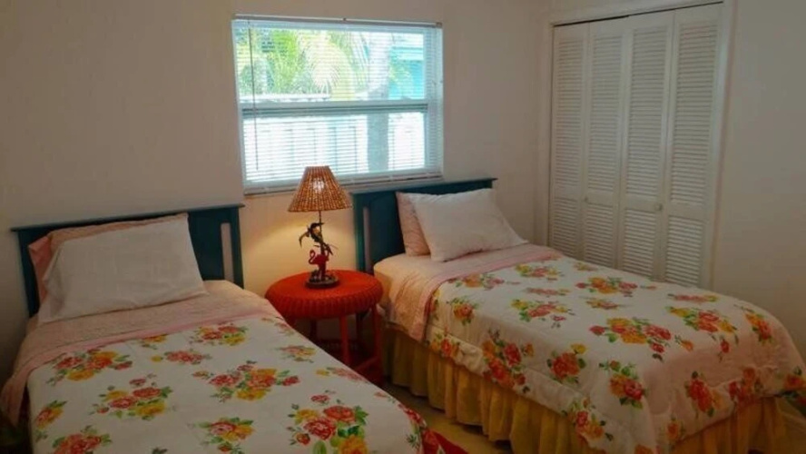 2810 Avenue E #54467 - 2 Br Duplex