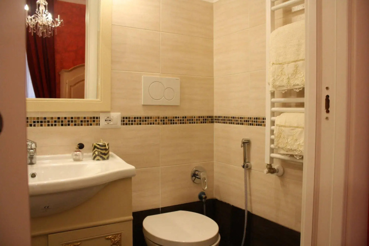 Pope's Suites