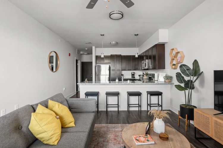 CozySuites at Notch
