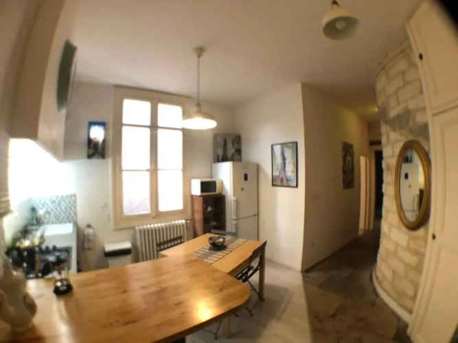 3 Bedrooms Apartment