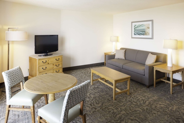 DoubleTree by Hilton Hotel Atlantic Beach Oceanfront photo 7