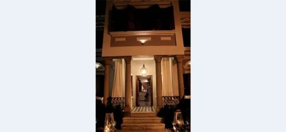 Life Gallery Hotel