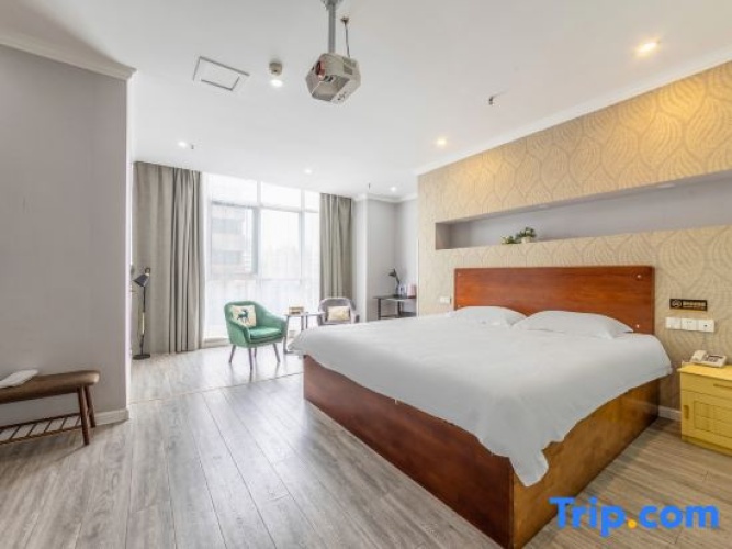 Deluxe Double Family room