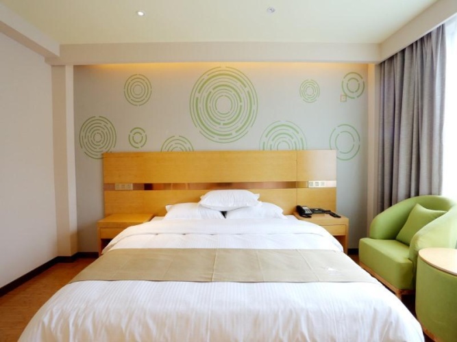 Standard Double room with lake view