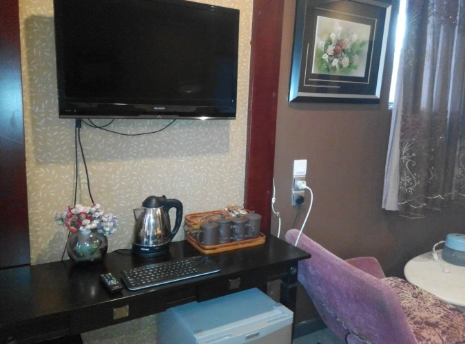 Ella Holiday Inn