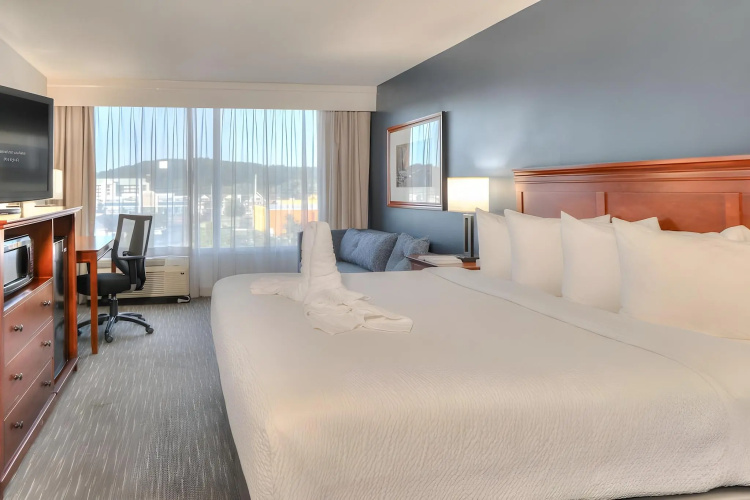The Ramsey Hotel & Convention Center photo 6