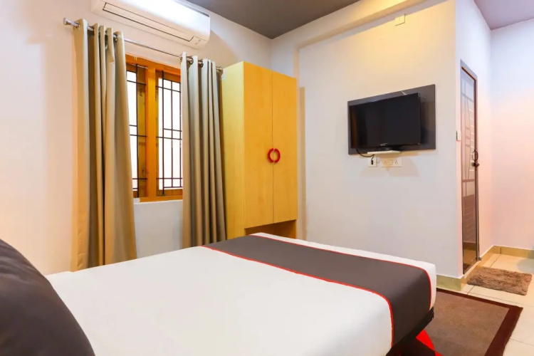 Marhaba Rooms by OYO Rooms