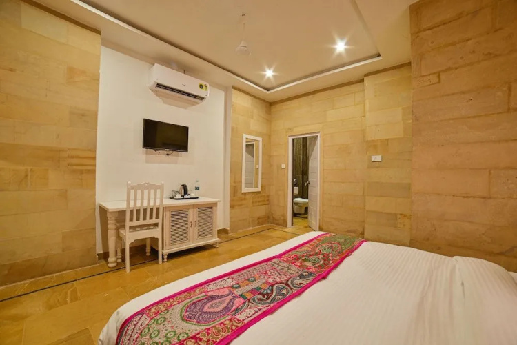 Hotel The Bheemgarh
