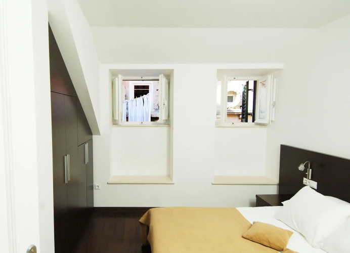 Celenga Apartments with free offsite parking