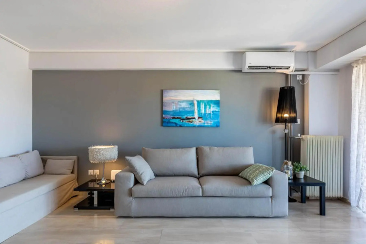 Four Seasons Sea View Apartment