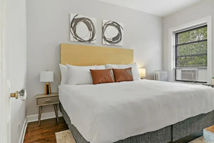 2BR Getaway - Touhy 3S