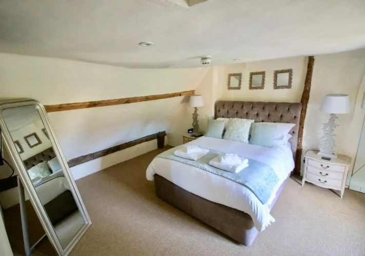 Deluxe Double Suite with view