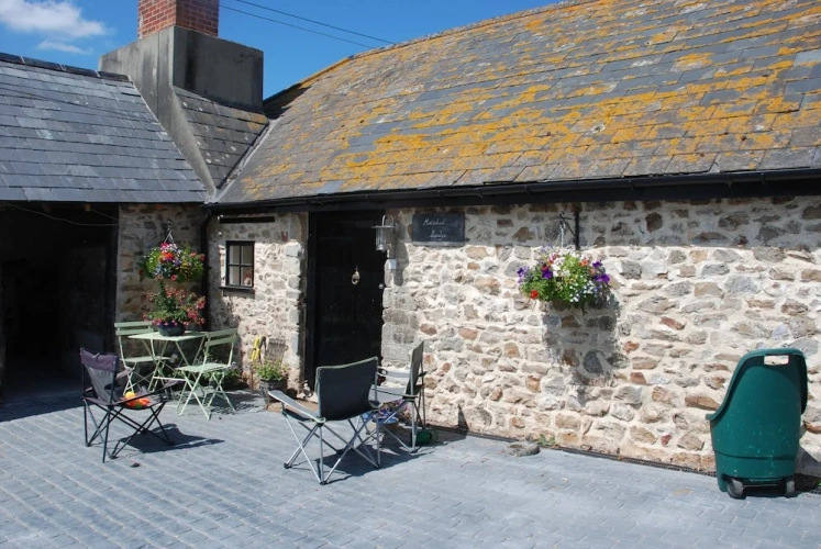 2 Bedrooms Luxury Cottage