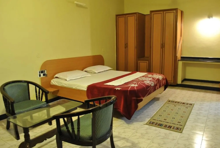 Hotel B M Shree Residency