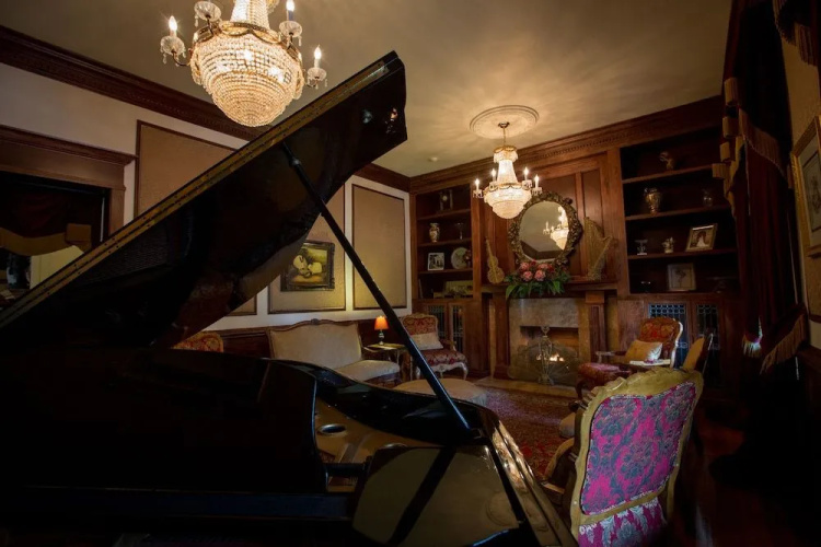 Boggs Mansion
