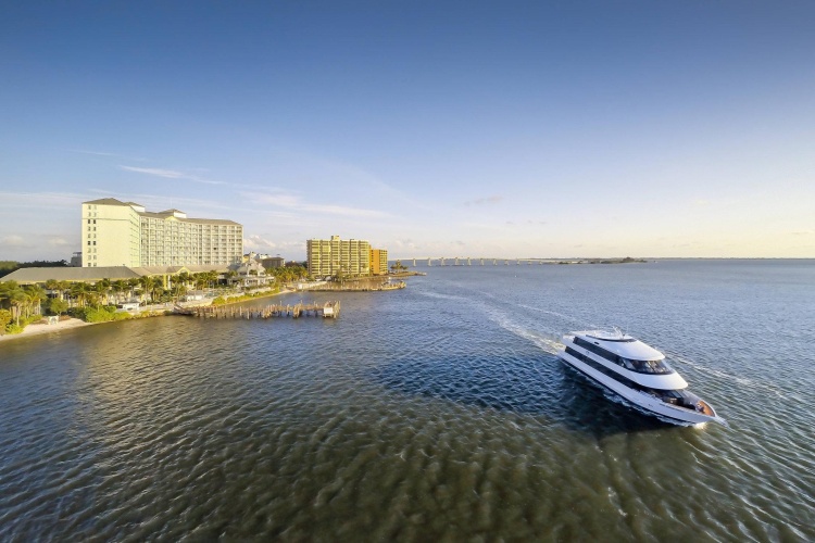 Standard Double room with balcony and with water view