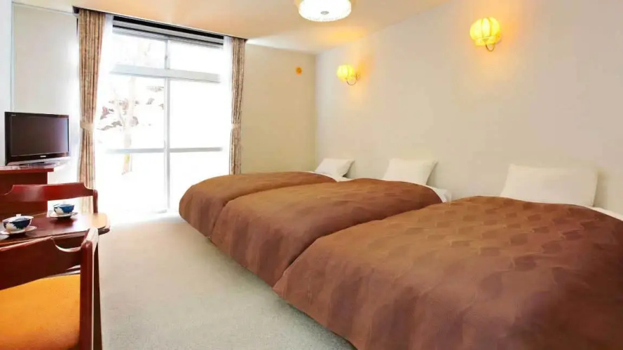 Ikenotaira Shirakaba Kogen Hotel