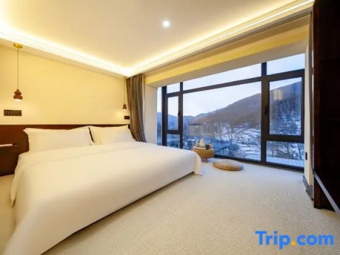 Yakeju Bed and Breakfast
