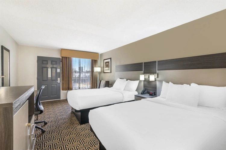 Standard Quadruple room