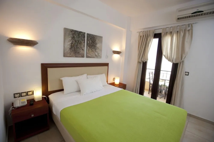 Berdoussis Hotel
