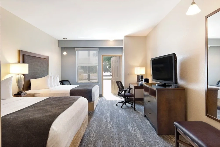 Classic Quadruple room