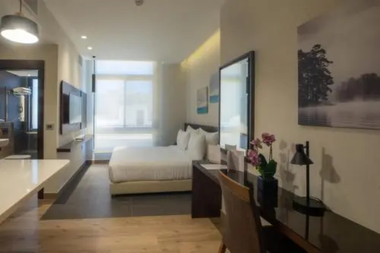 The Compass Hotel
