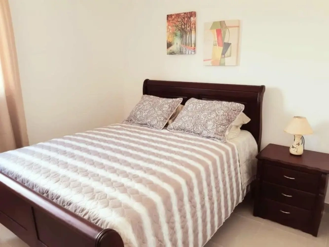 3 Bedrooms Apartment