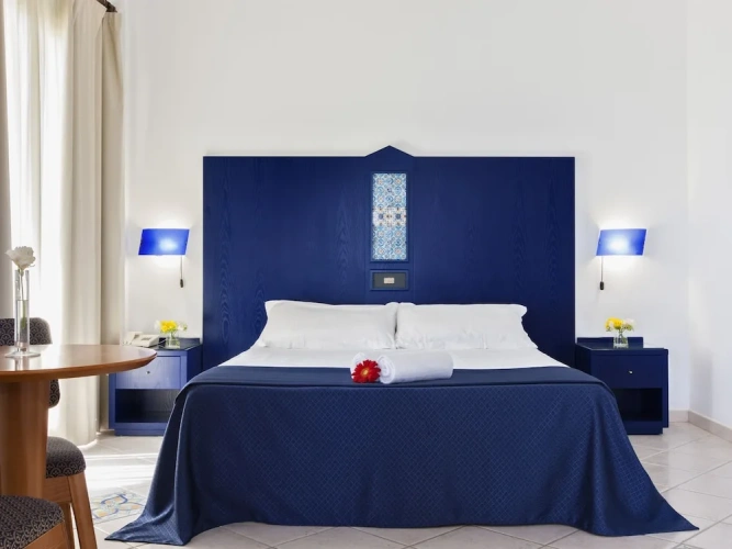 Classic Quadruple room