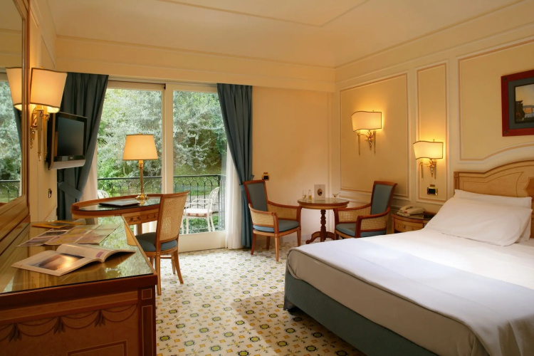Grand Hotel Capodimonte photo 14