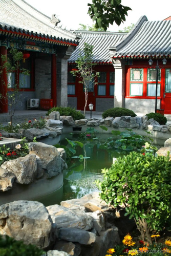 Soluxe Courtyard