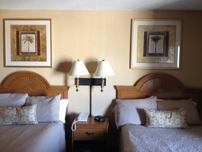 Sand Dunes Resort and Suites