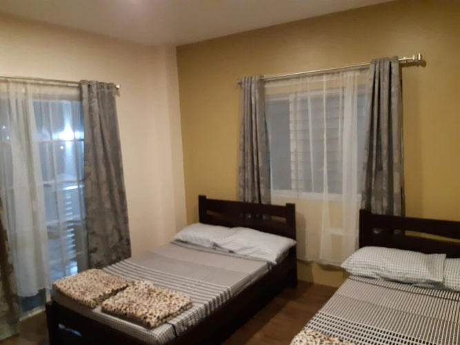 Restful 3BR Hillside Duplex