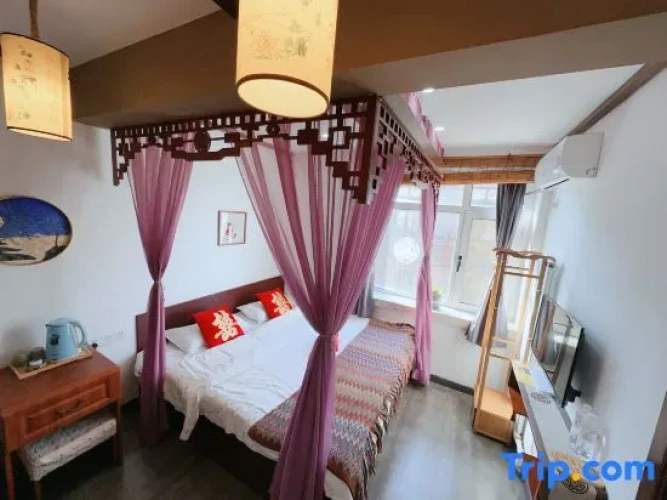 Classic Double room with courtyard view