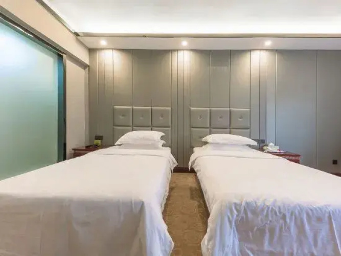 Jinhe Hotel Ruijin