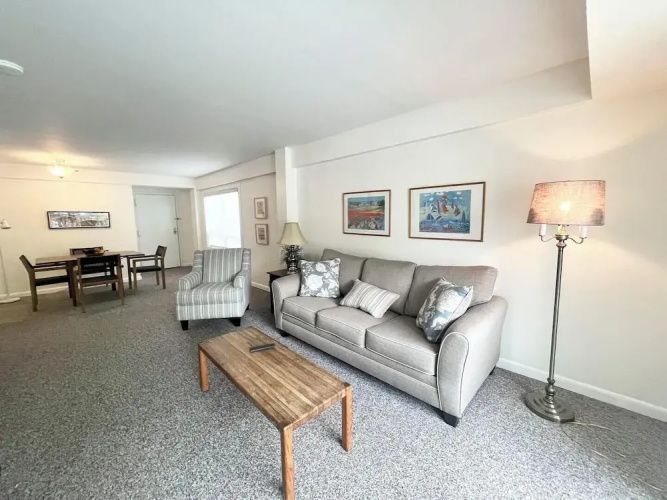 Maryland Avenue 59 #101