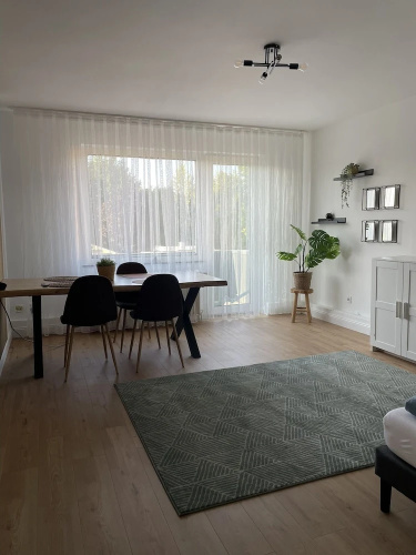 GREEN HILL Apartment