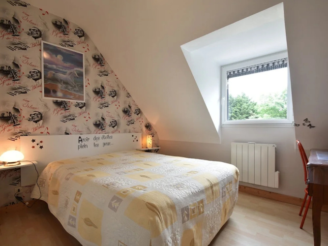 Peaceful Forest Stay in Pedernec