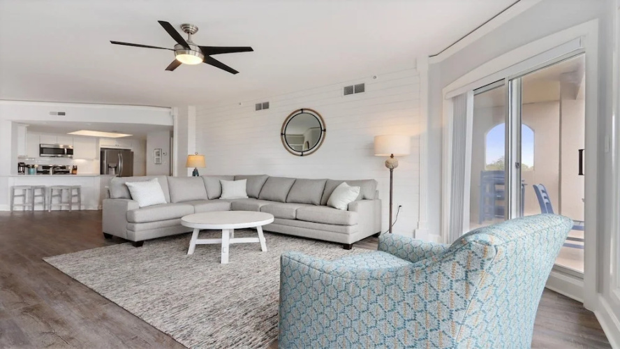 3506 Windsor 2 Bedroom Condo