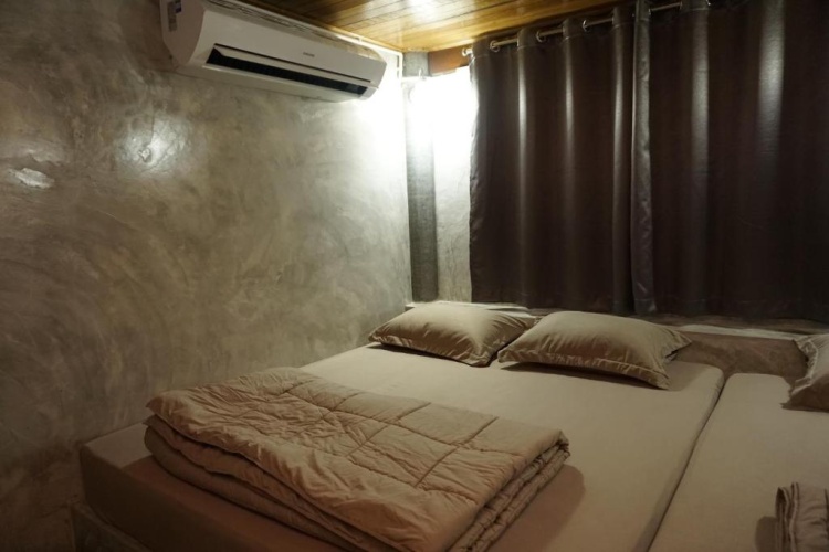 Bed in Dorm