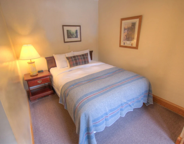 Cascade Lodge