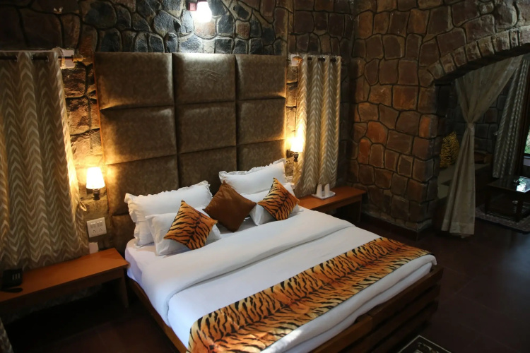 Mogli Jungle Resort