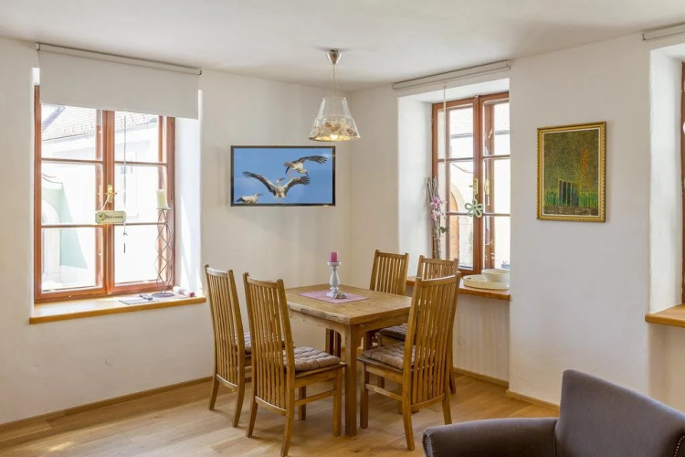 unser rosa Haus für Sie